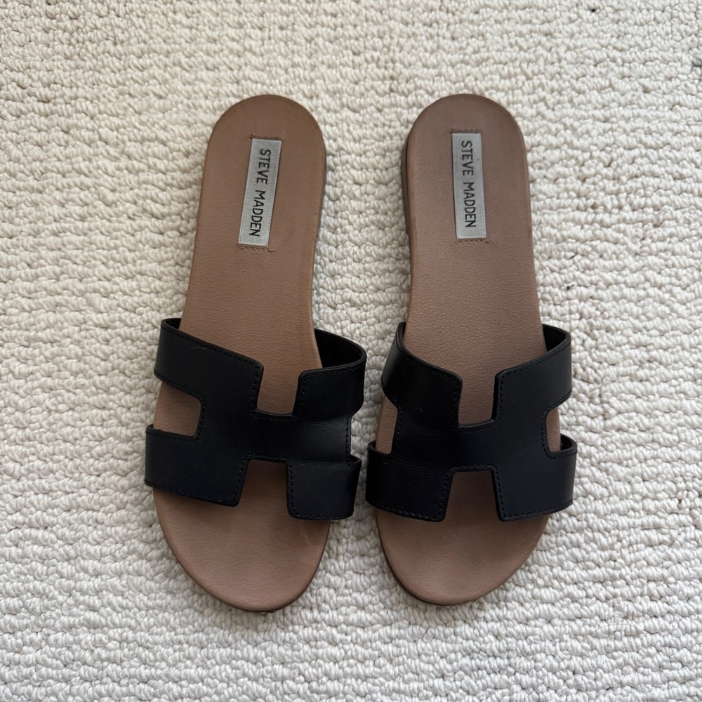 Steve Madden Black and Brown Leather Slide Sandals